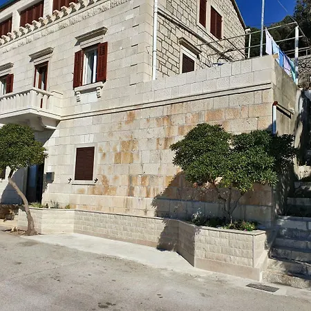 Bracera Apartment