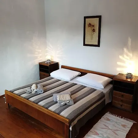 Apartment Bracera